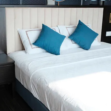 Best Western Premier Sapphire Halong S2